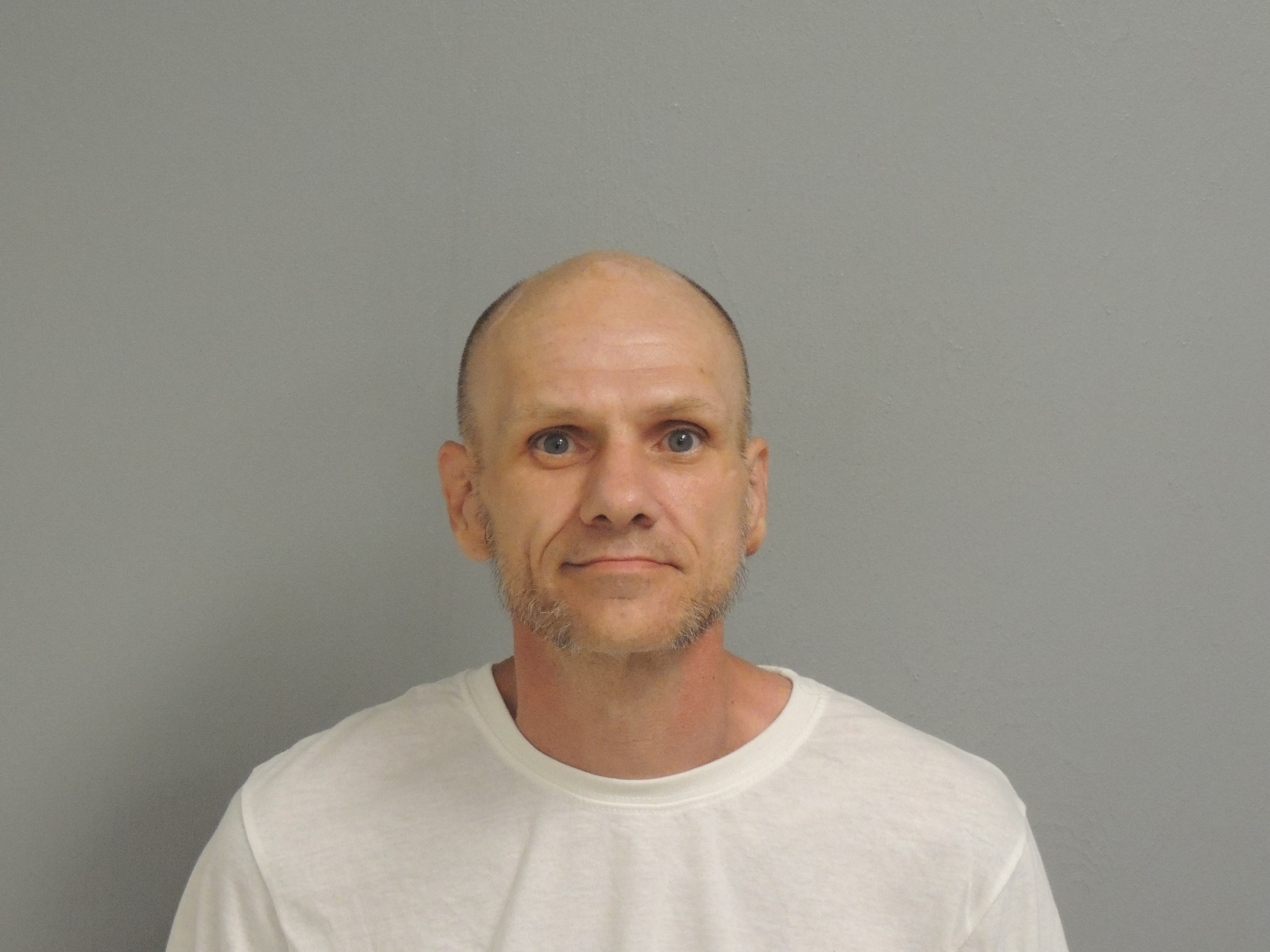 Mugshot of JONATHAN JONES