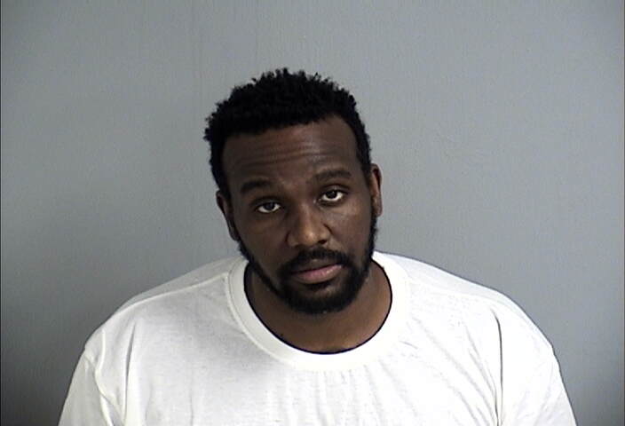 Mugshot of CURTIS CARSWELL